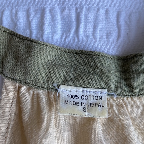 Made In Nepal cream coloured sleeveless dress/green button high neck closure. S - Picture 7 of 16